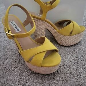 Steve Madden Yellow Platform Sandals with Crisscross Straps